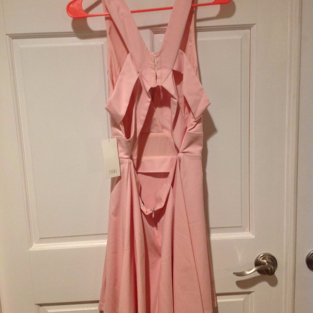 Formal Dress - Picture 6 of 8